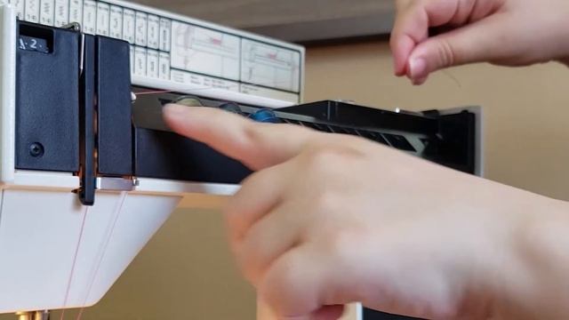 PFAFF 1027 Tipmatic How to Thread Sewing Machine Tutorial and Bobbin Winding Guide смотреть онлайн