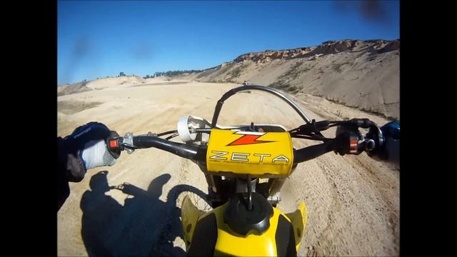 Suzuki Drz 400e -Go Pro HD @ Quinta do conde / Areal смотреть онлайн