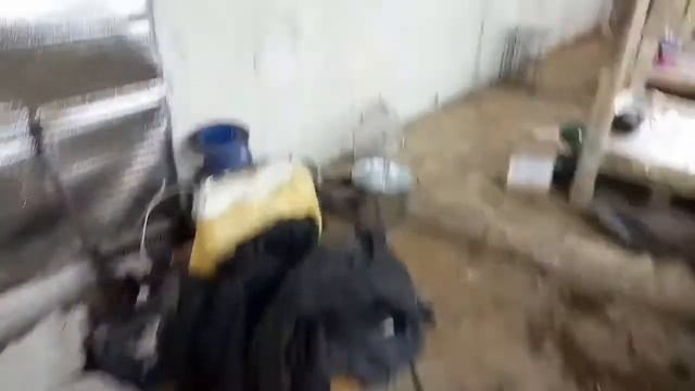 Свет в теплице ,готовы K посадkе луkа.