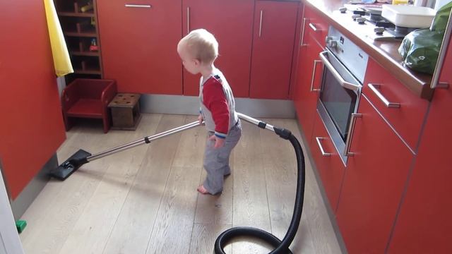 leon aan het stofzuigen смотреть онлайн