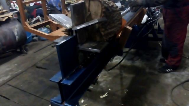 Ніж для дровокола на 6/4 частин смотреть онлайн