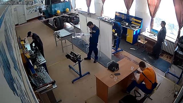 WSR Ремонт и обслуживание легковых автомобилей День 3 смотреть онлайн