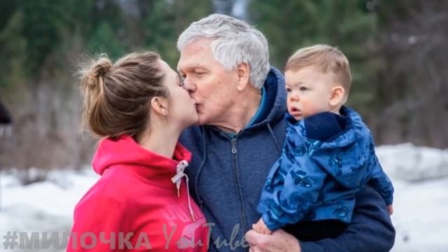 - Я вышла замуж по любви, а сестра по расчету. Сейчас нам обеим живется нелегко, но… смотреть онлайн