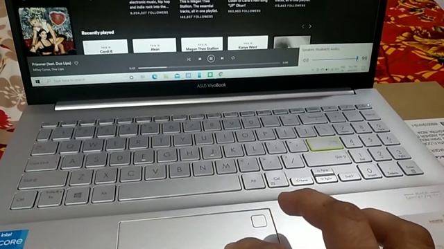 Best Laptop With Smart Features & Value For Money Asus Vivobook 15 K513EA Review Part 2 смотреть онлайн