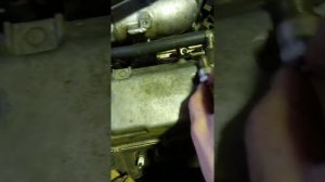 Как определить в каком цилиндре пропускают маслосъемные колпачки.