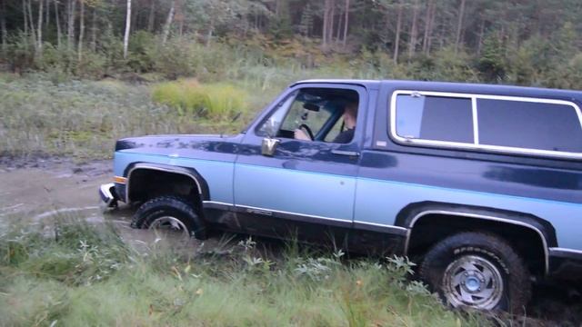 К5 лезет в болото смотреть онлайн