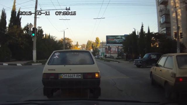 Лево, это там где право, или один поворотник на все случаи жизни смотреть онлайн