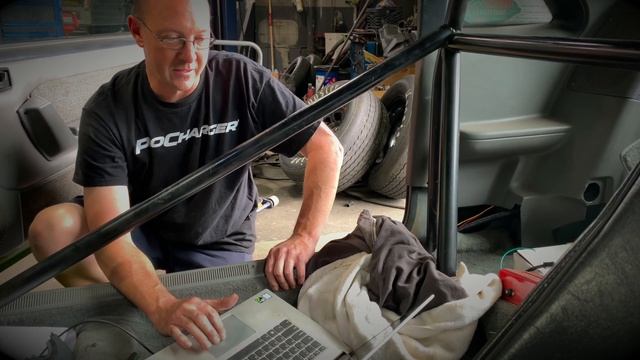 Godzilla 7.3 swapped Mustang hits the Dyno. смотреть онлайн