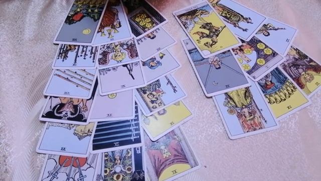 Гадание: Прошлое, настоящие, будущее? смотреть онлайн