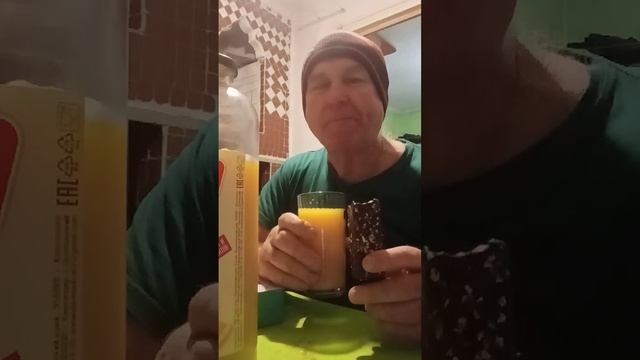 На обзор сок апельсиновый "Домашние секреты 'из магазина светофор смотреть онлайн