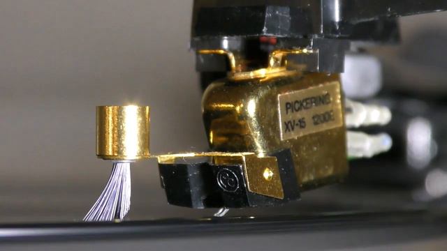 Pickering XV 15 1200E vs Shure V15 Type III смотреть онлайн