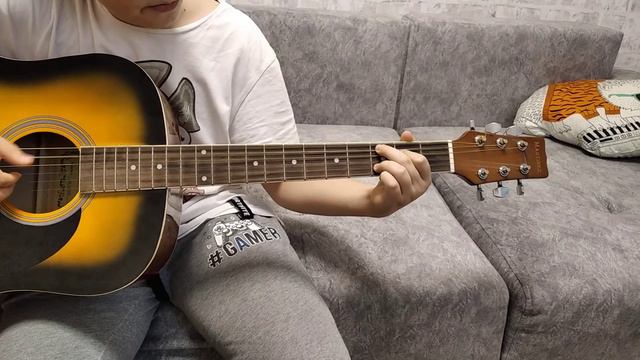 Мой ученик Стас играет Nirvana - Polly смотреть онлайн