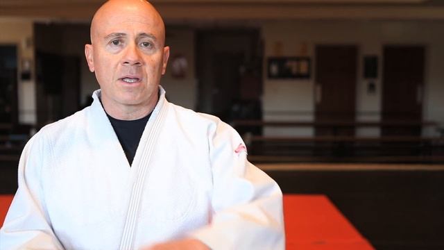 How to Wear a Judo Uniform : Martial Arts & More смотреть онлайн