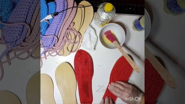 Склеивания вязаной и резиновой подошв домашних тапочек смотреть онлайн