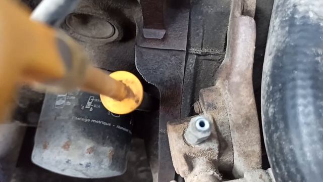 где находится номер мотора  Chevrolet Lanos