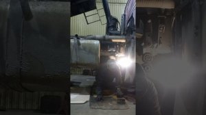 VOLVO FM  замена передний  Сайлентблок ! рессоры не снемаем.!