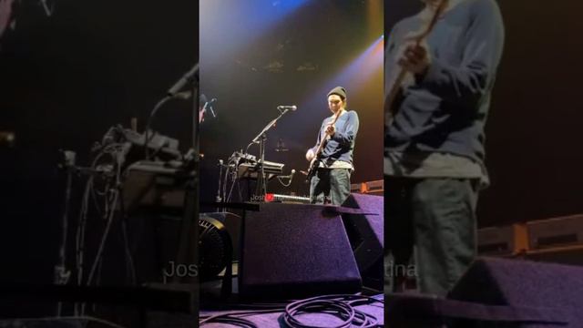 Josh Klinghoffer - I Would For You (Jane's Addiction - Fresno, 16-5-22) смотреть онлайн