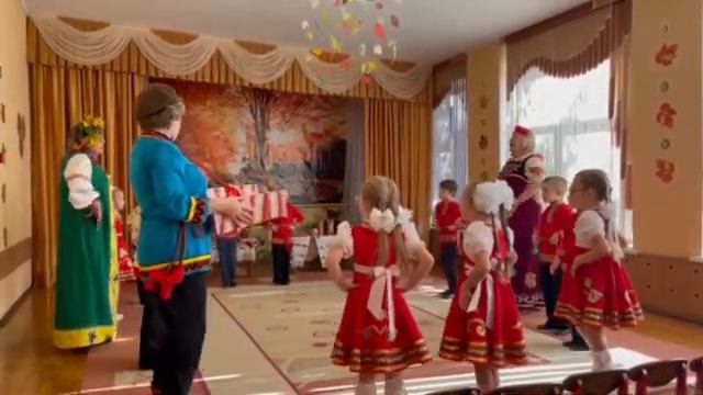 Хоровод На горе то Калина, под горою Малина смотреть онлайн