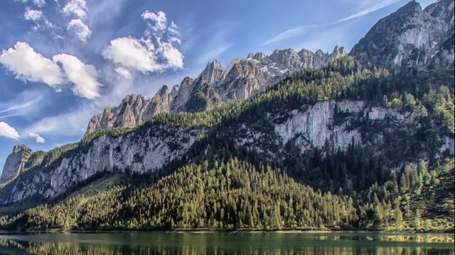 Во сне покойный дед говорил сходить в баню, а придя туда она сильно удивилась, ведь там она нашла смотреть онлайн