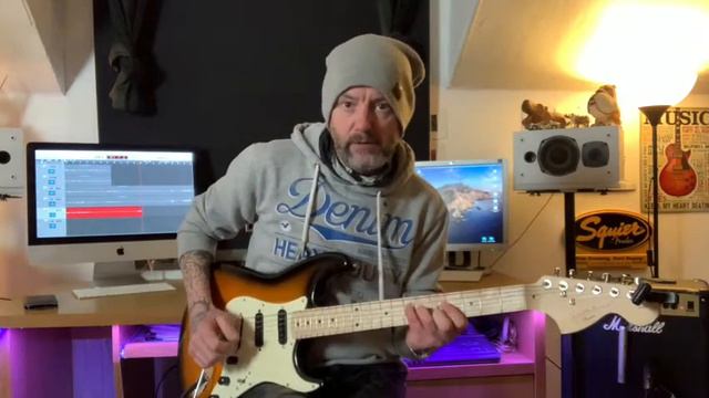 Made in China Stratocaster any good? смотреть онлайн