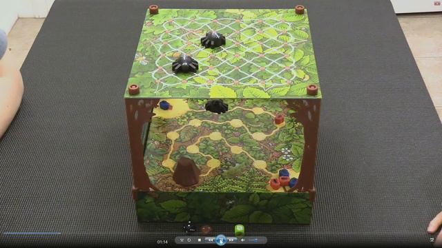 Can playing with spiders and ants be fun? (Spinderella) смотреть онлайн