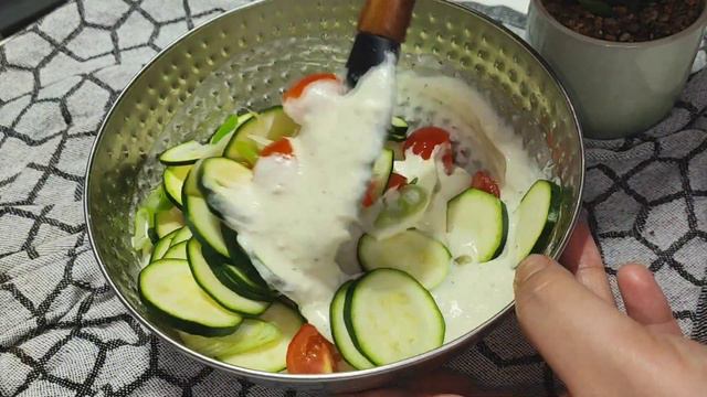 Faccio questa schiacciata di verdure croccantissima tutte le volte che ho poco tempo, facile. смотреть онлайн