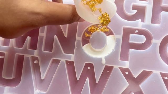 Resin art for beginners | epoxy art resin - step by step tutorial #resindecors смотреть онлайн