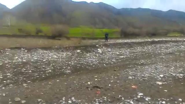 Горная река. Место установки насоса Гидротаран смотреть онлайн