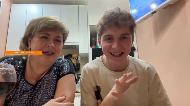 МАМА СТРЕЛЬНУЛА ЗАПРЕТКУ НА СТРИМЕ🥺 смотреть онлайн