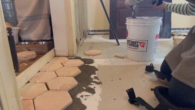We're Laying Tile | Will it Hold up to Family Life??? | I'M RUBBING GARDEN MUD IN TO TEST THEM смотреть онлайн