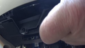 Замена салонного фильтра Range Rover Evoque. Выпуск №309