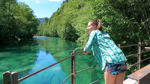 расслабляющая музыка, жизнь прекрасна и удивительна смотреть онлайн