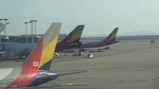 ✈ Airport Chronicles: Seoul Incheon International Airport (February 2013)