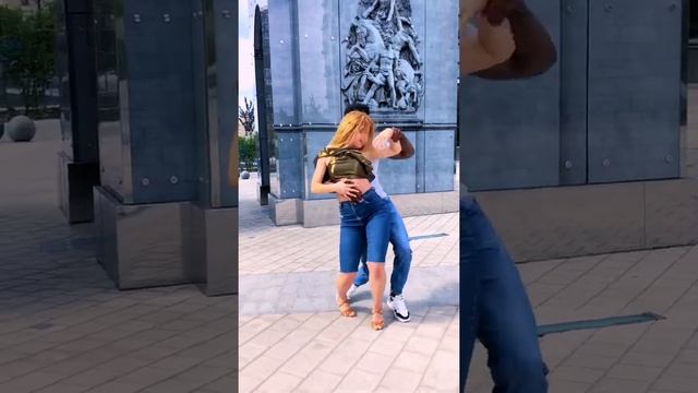 Bachata sensual - Bachata dance (Elvis Stephen ) #bachata #hiphop #dance #instagram смотреть онлайн