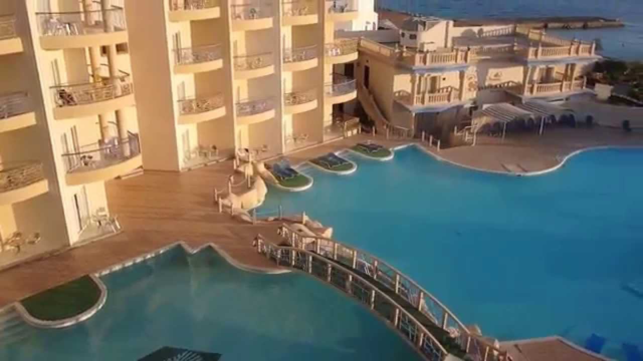 Вид с балкона Sphinx Aqua Park Beach Resort
