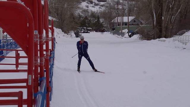 How To Cross Country Ski: V2/ ONE SKATE Skate Ski Technique смотреть онлайн