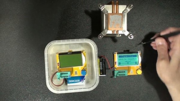 Неправильная и правильная калибровка Транзистор тестер ESR Meter Mega328