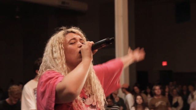Alleluia + Spontaneous (feat.Bailey Redmond & Brennan Joseph) смотреть онлайн