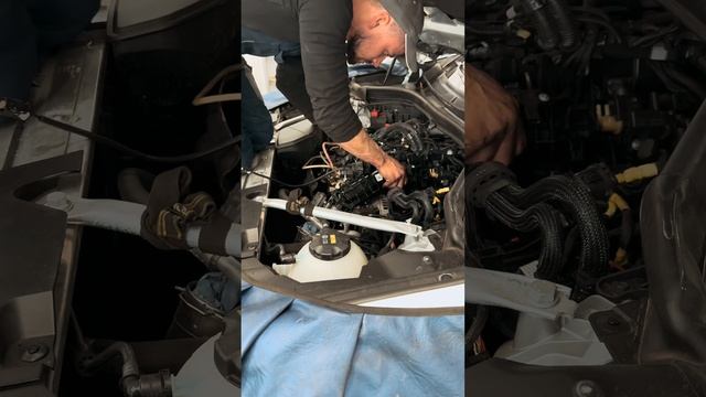 Зачем вообще нужно чистить впускной коллектор? смотреть онлайн