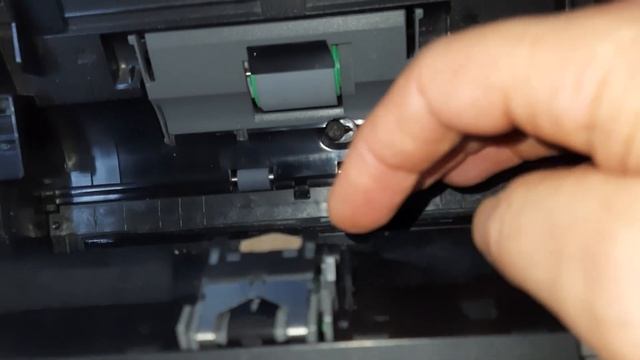 Brother Scanner ADS 2600W اصلاح سحب الورق وغيره لماسح الأرشفة смотреть онлайн