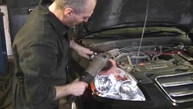 Как отполировать фары автомобиля смотреть онлайн