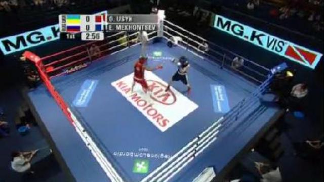 Поединок Александра Усика и Егора Мехонцева в полуфинале Чемпионата мира смотреть онлайн