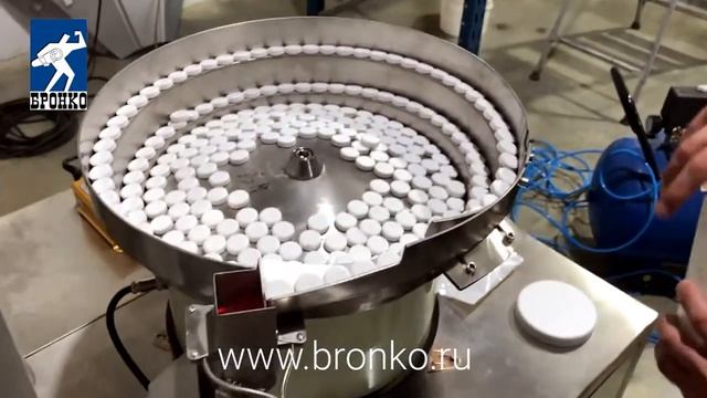 Вертикальная упаковочная машина для хлорки в таблетках Bronkomatic LS160T1 смотреть онлайн