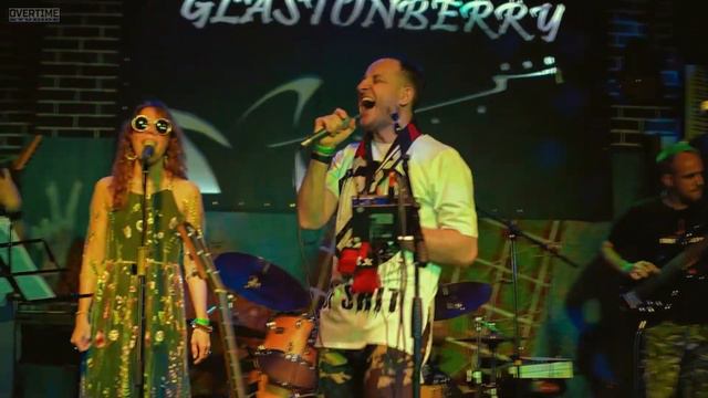 Алиса "Красное на чёрном" смотреть онлайн
