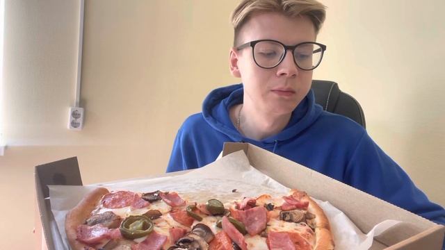 MUKBANG | Пицца классика | покупаю машину, но какую взять?? смотреть онлайн