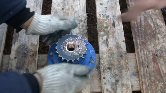 Замена втулки резьбовой на подъем опускание пильной рамки смотреть онлайн
