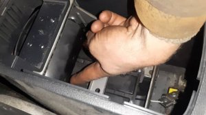 Подлокотник Sportage 2, замена тросов