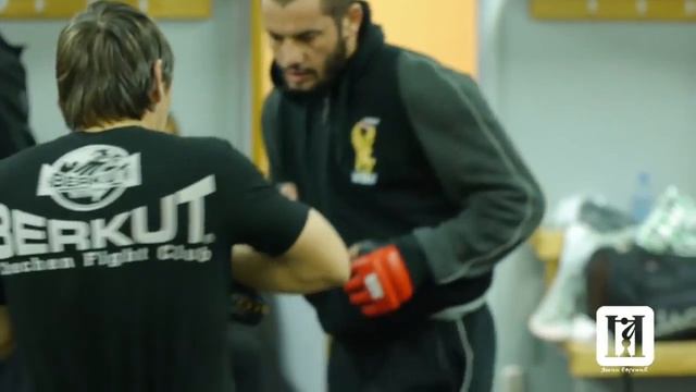 M-1 Challenge 54 In ACB12 / раздевалка