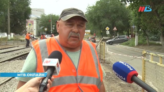 На ул. Баррикадная в Волгограде заменят 400 м трамвайных путей смотреть онлайн