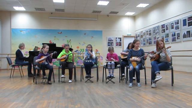 "Шуточная" Россия, Москва, Ансамбль народных инструментов "Наигрыш". http://www.strogin.ru/ смотреть онлайн